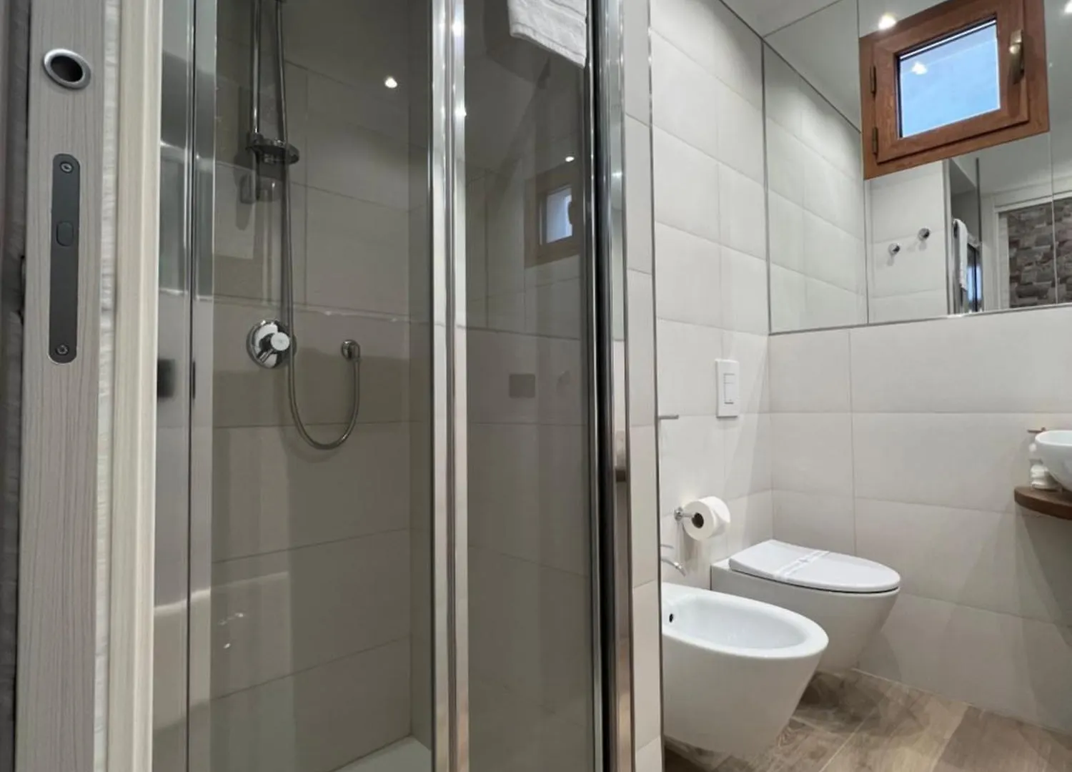 Ad Un Passo Dalla Rocca Luxury Suite Cefalù